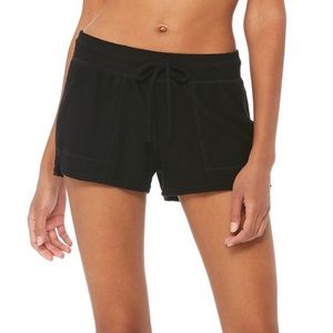 NWT alo Daze Shorts